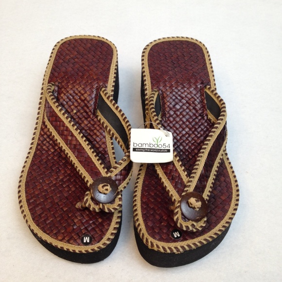 Bamboo54 Shoes - Bamboo54 NWT Brown Wedge Size Medium Sandal